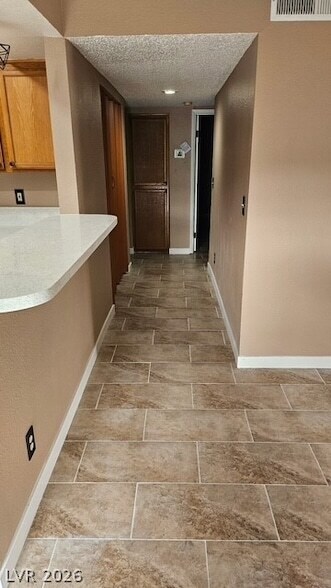 Foto del edificio - 1575 W Warm Springs Rd