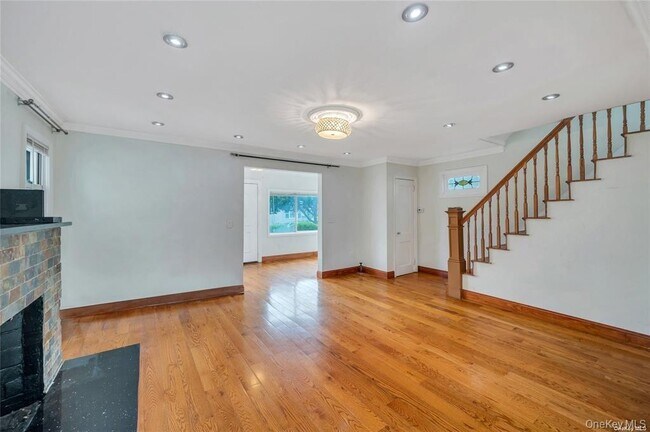 Foto del edificio - 109-21 215th St