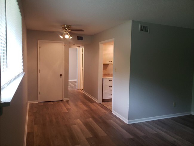 Foto del edificio - 1109 S Brookside Ave