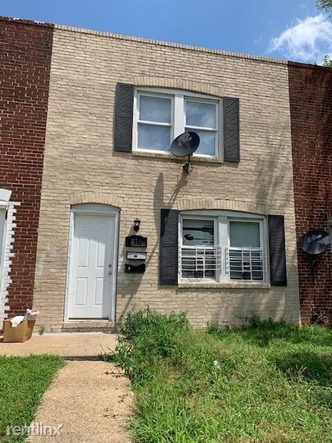 Primary Photo - 810 E Jeffrey St