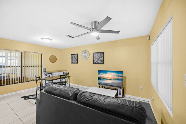 Foto del edificio - 737 SE 4th Ave