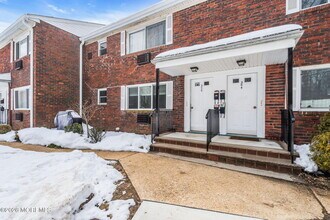 Building Photo - 306 South St