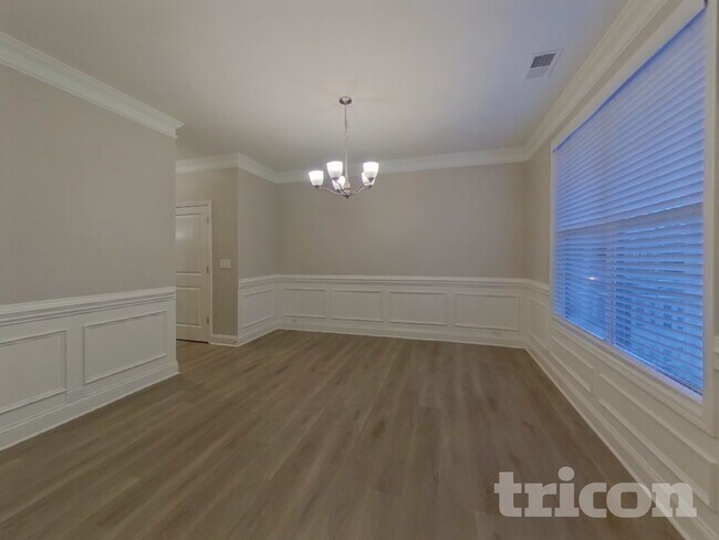 Foto del edificio - 3913 Norman View Dr