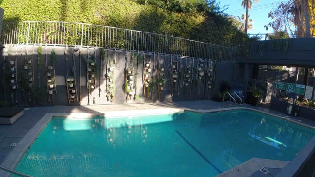 Foto del edificio - 939 Palm Ave