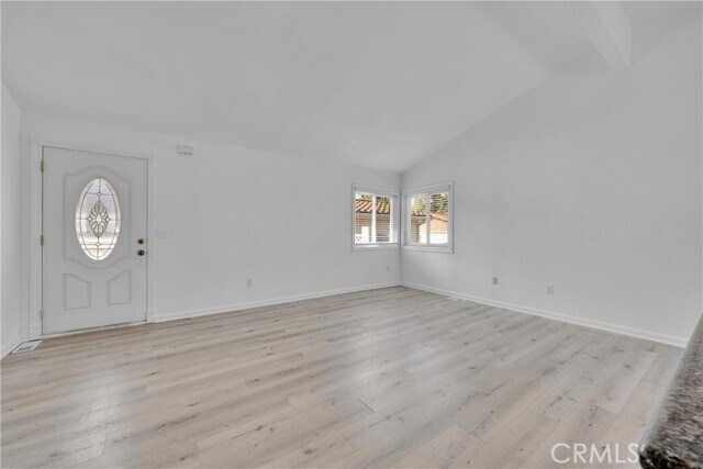 Building Photo - 14955 Avenida Venusto