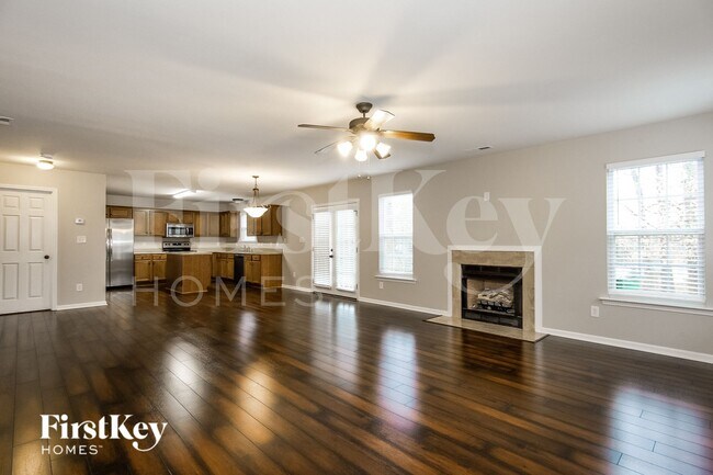 Foto del edificio - 1817 Elizabeth Oaks Ave