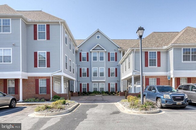 Building Photo - Spacious 2-bedroom 2 Bath condo in New Town