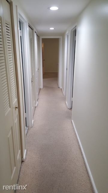 Foto del edificio - 423 Christopher Ave