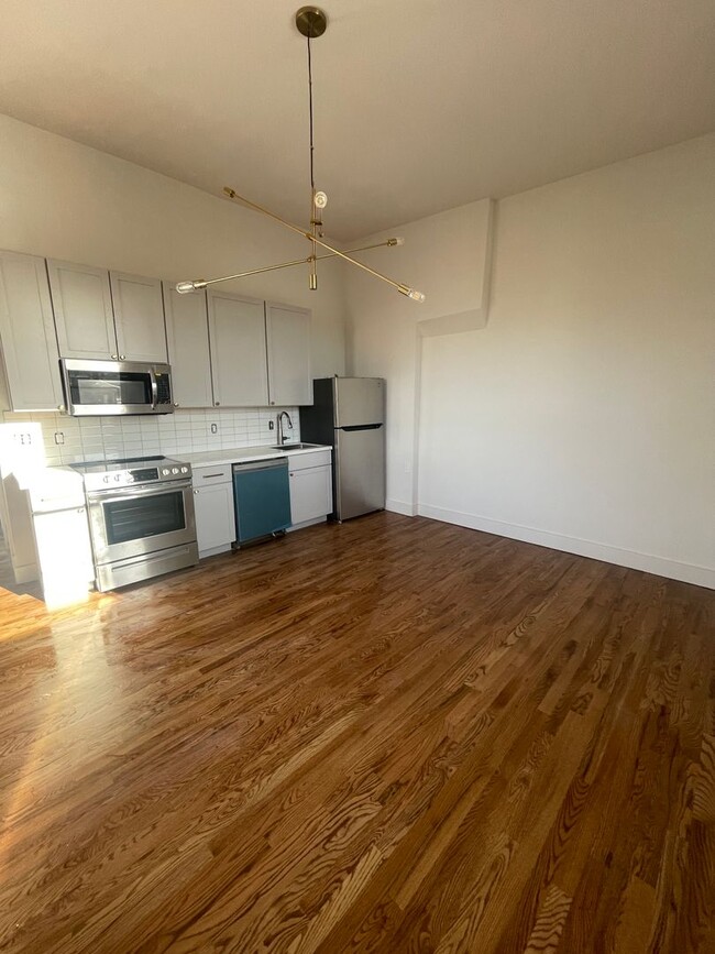 Photo - 1337 Scott St Apartment