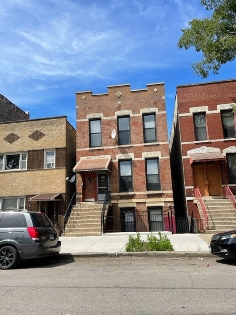 Primary Photo - 260 W 24th St