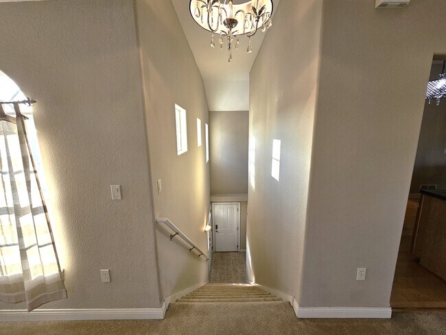 Foto del edificio - 1850 Stoney Ln