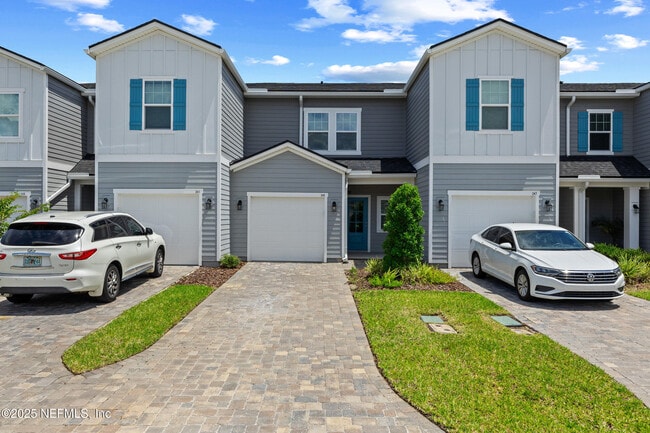Building Photo - 243 Pine Bluff Dr