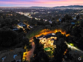 Building Photo - 3511 Berry Dr