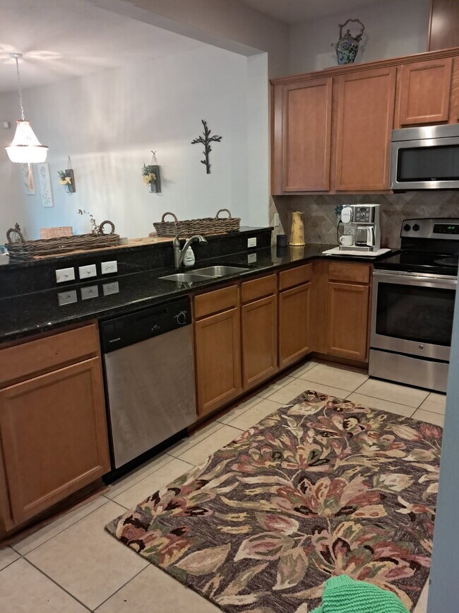 Foto del edificio - 317 Sand Oak Blvd