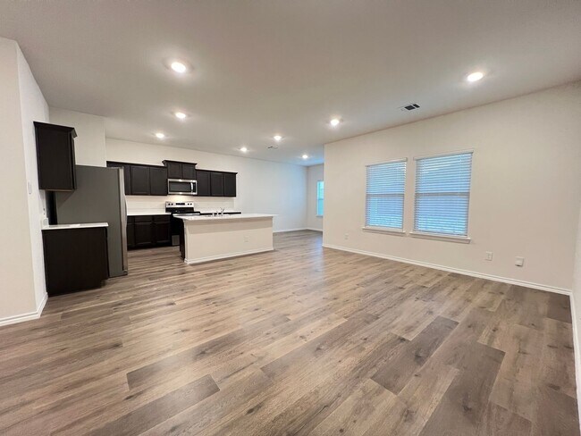 Foto del edificio - 13156 Sanctuary Dr