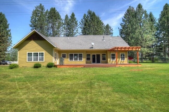 Building Photo - Beautiful Single Family Home - Big Flat Road