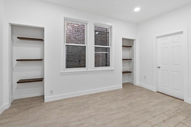 Foto del edificio - 45 66th St