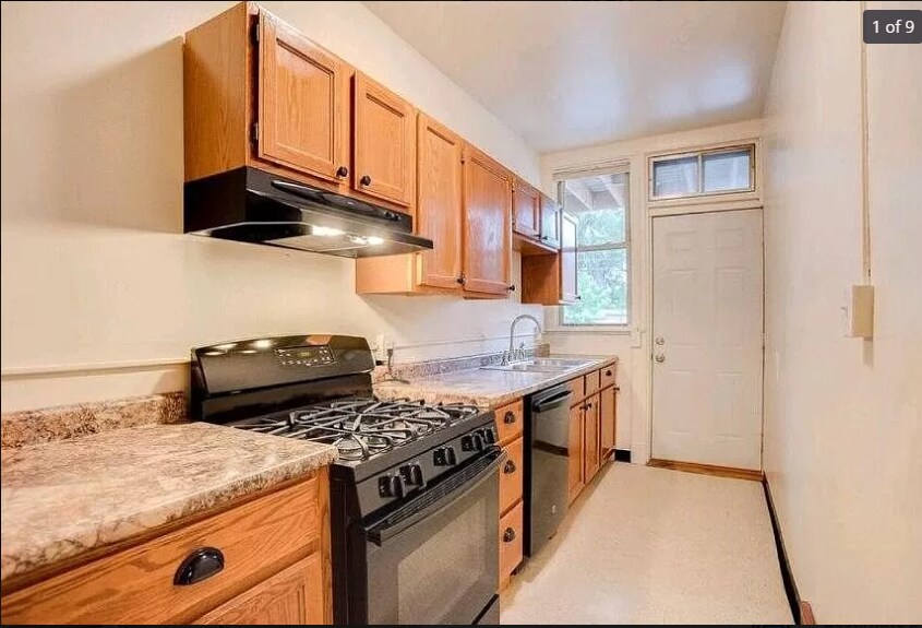 Primary Photo - 2740 Lyndale Ave S