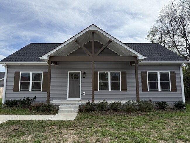 Foto del edificio - 1009 W Main St