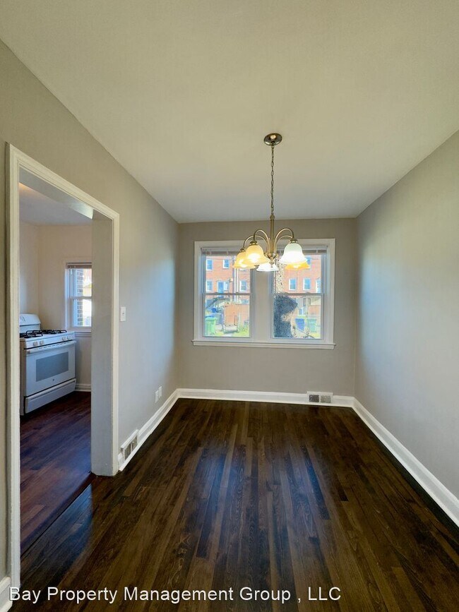 Building Photo - 2 br, 1 bath House - 4809 Midwood Ave