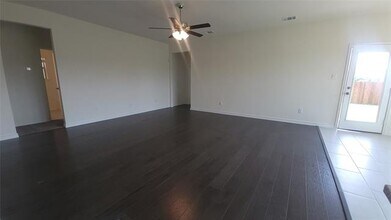 Building Photo - 2900 Rose Heath Ln