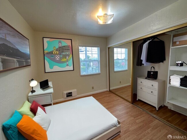 Foto del edificio - 1200 101st Ave