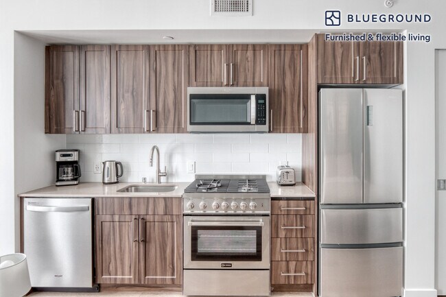 Foto del edificio - 704 Spring St