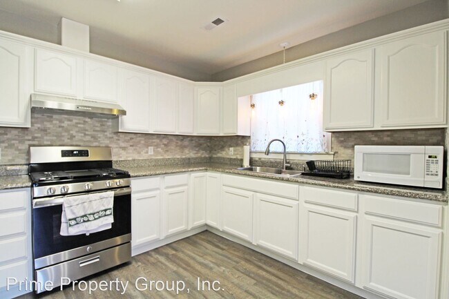 Foto del edificio - 2 br, 1 bath House - 500 E 19th Street