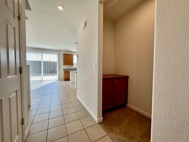 Building Photo - Stunning 4-bedroom 3-bathroom SOLAR Home!