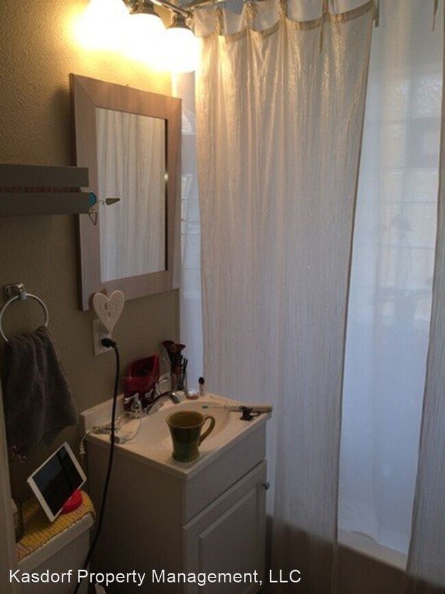 Foto del edificio - 2237 N Hubbard St