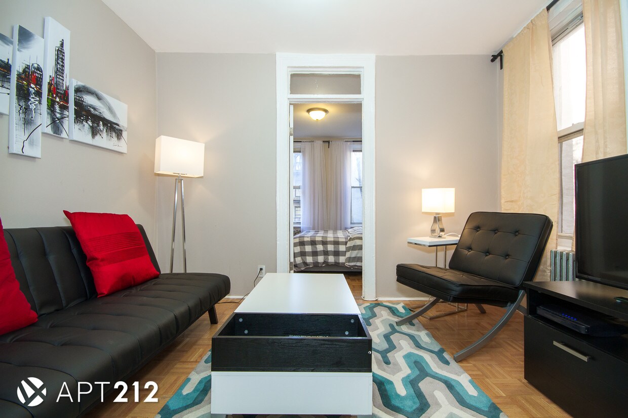 Primary Photo - 512 E 13th St