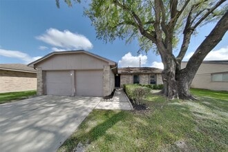 Building Photo - 3446 Edgecreek Dr