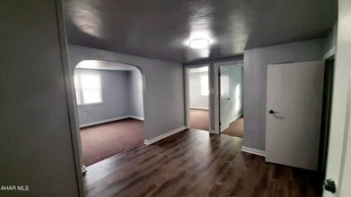 Building Photo - 314 Pennsylvania Ave