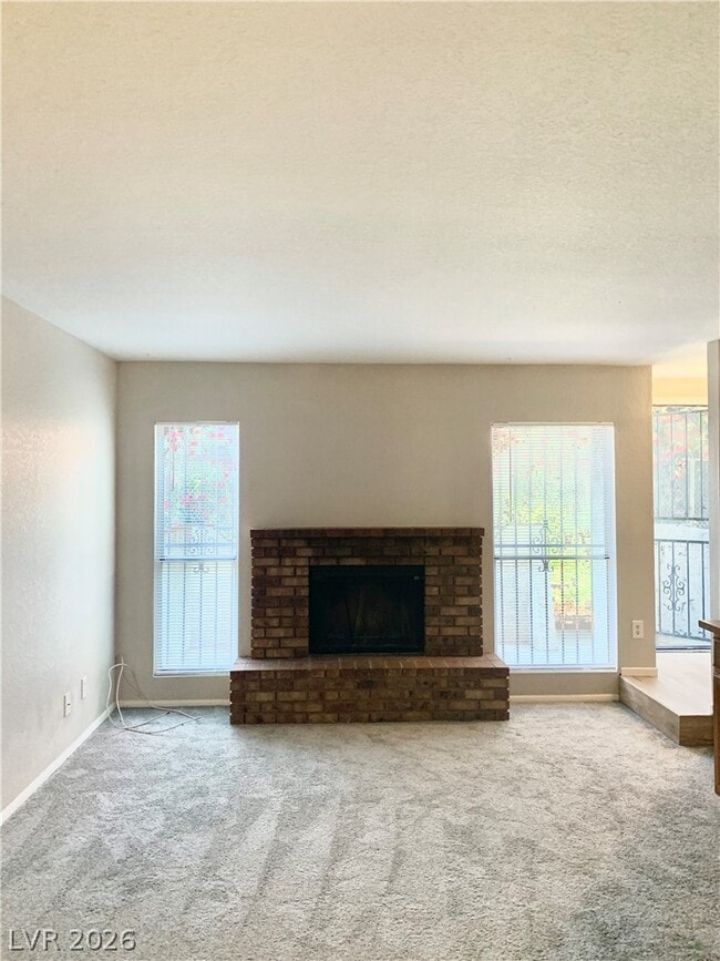 Foto del edificio - 3771 Shirebrook Dr