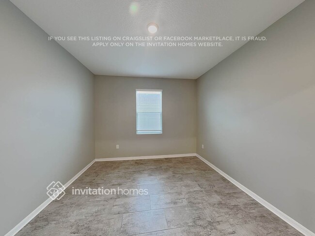 Foto del edificio - 11821 Cara Field Ave