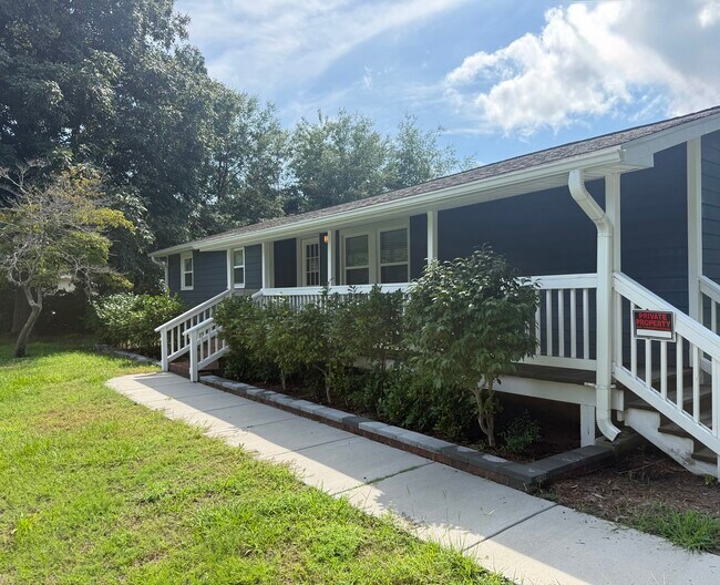 Foto del edificio - 112 Hill Ln