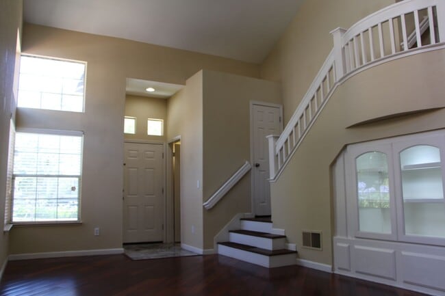 Building Photo - 4 Bedroom 3 Bath Tyson Lane