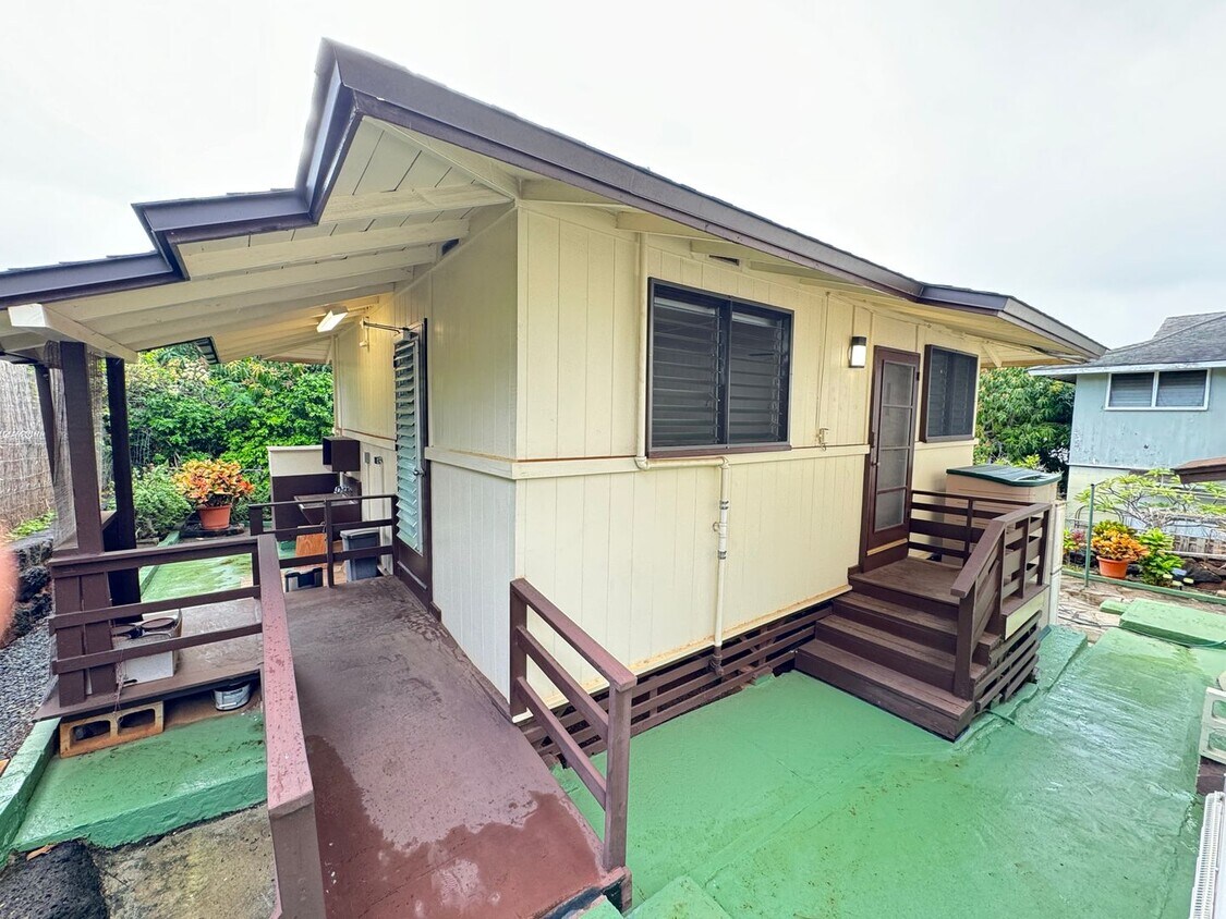3243 Olu St, Honolulu, HI 96816 House Rental in Honolulu, HI