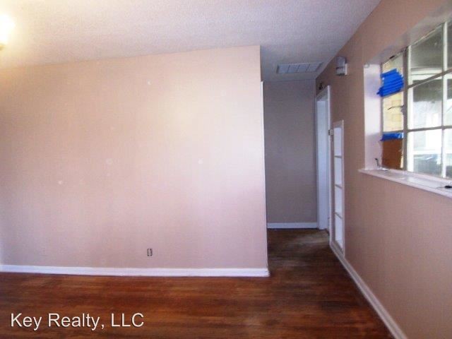 Building Photo - 3 br, 1 bath House - 1403 KATHY