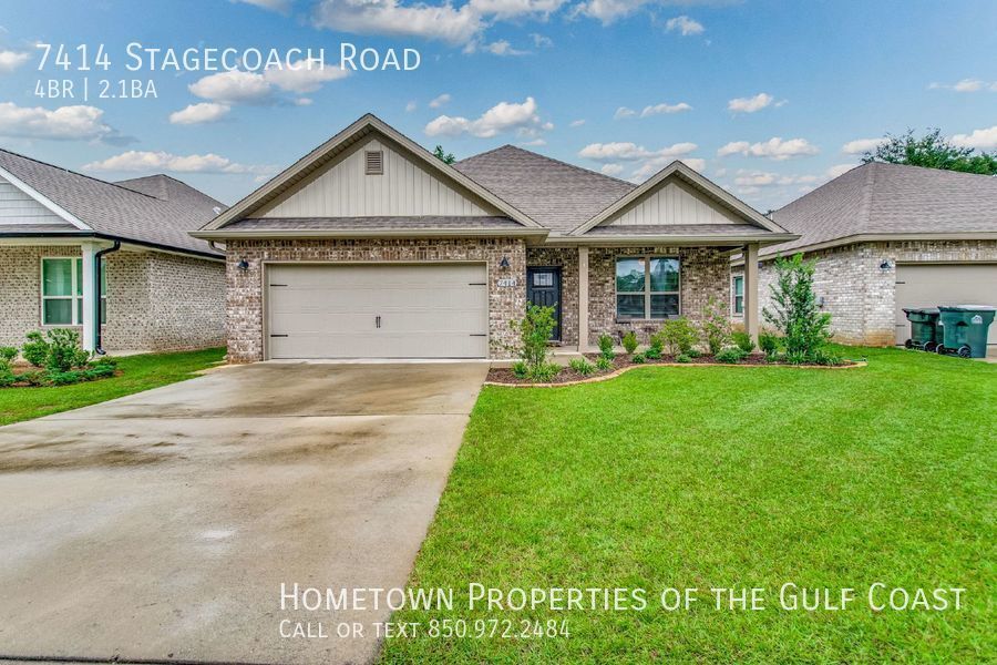 Primary Photo - 4-Bedroom Home on Stagecoach Road with Spa...