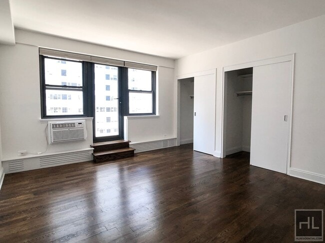 Foto del edificio - EAST 69 STREET