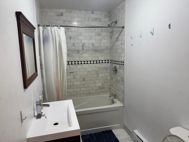 Photo du bâtiment - 3712 Av Coloniale