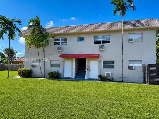 Foto del edificio - 811 NW 6th St