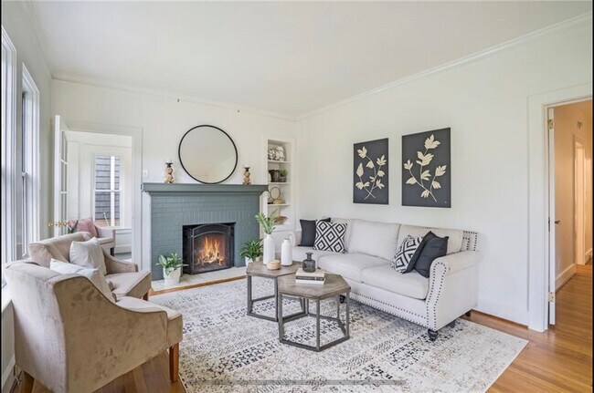 Building Photo - 128 Coventry Rd