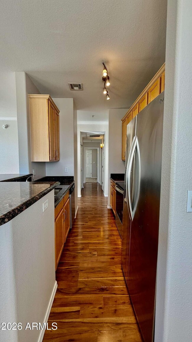 Building Photo - 2992 N Miller Rd