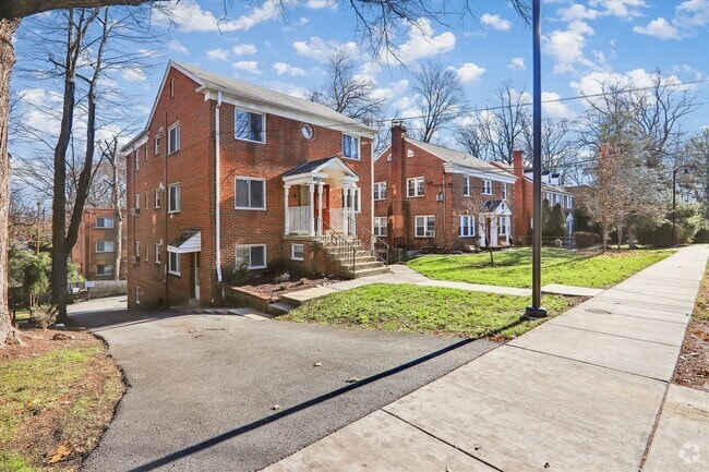 Building Photo - 8503 Flower Ave