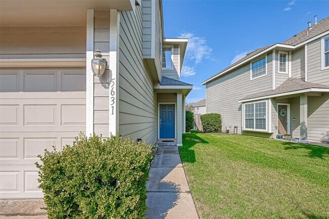 Foto del edificio - 5631 Claybeck Ln