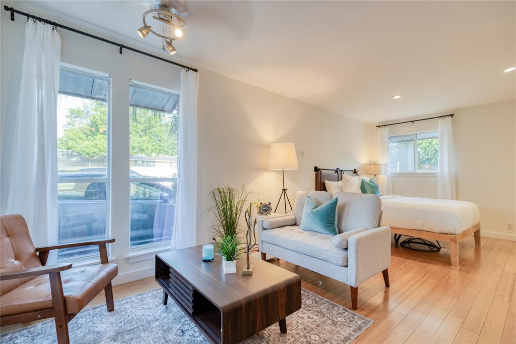 Foto principal - 2526 Durwood St