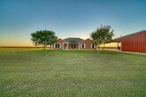 Foto principal - 310 County Rd 442