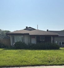 Building Photo - 5828 N 80th St